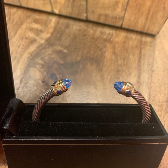 David Yurman Renaissance Bracelet with Blue Topaz - Picture 2 of 10